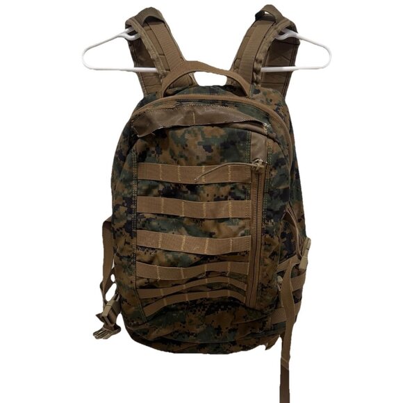 U.S.M.C. Backpack Rucksack Nylon Multicolor Camouflage Used